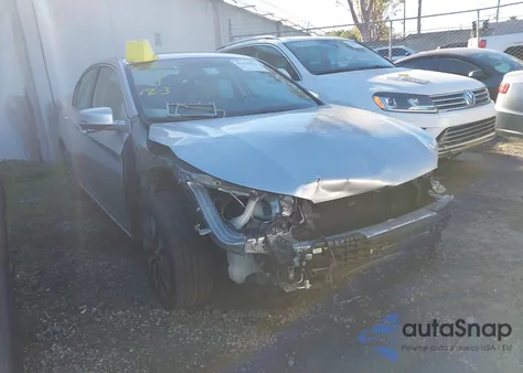 2015 Honda Accord Hybrid Ex-L из США, поврежденный, VIN 1HGCR6F56FA014675